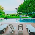 Willa Lotus Goel Evi -private With Heated Pool Serdivan