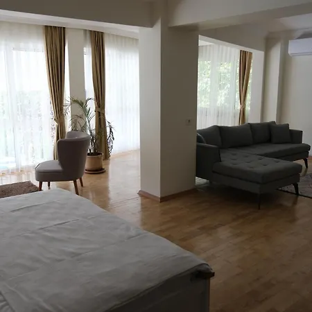 Lotus Goel Evi -private With Heated Pool